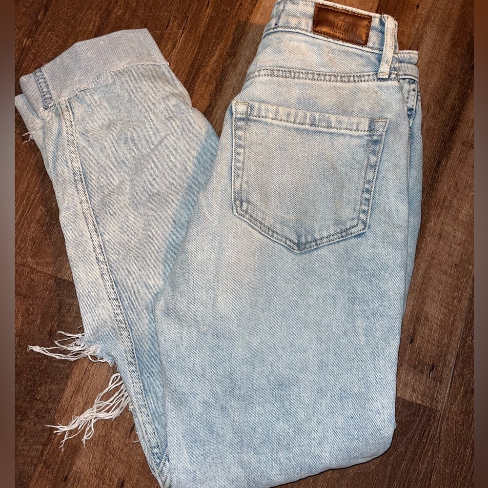 Hollister jeans.